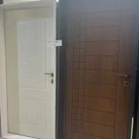 در اتاق چوب راش مدل بیسکویتی