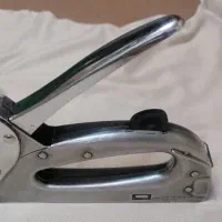دستگاه منگنه دستی