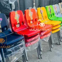 میز و صندلی پلاستیکی طرح امیرحسین ناهارخوری