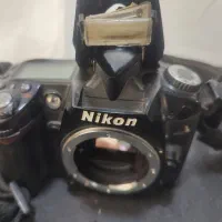دوربین نیکون D90