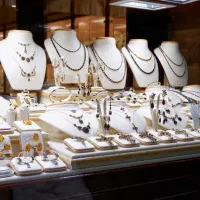 مغازه طلافروشی  معالی اباد