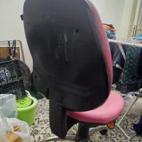 صندلی چرخ دار صورتی