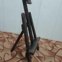 سه پایه نقاشی و تخته سیاه