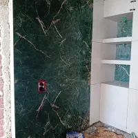 من نیاز به کارگر دارم برایه کاشی کاری