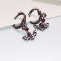 بستهٔ گوشواره های گاثیک، پنج جفت ۲۳۵ ت