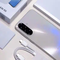 Samsung A17 در حد اکبند