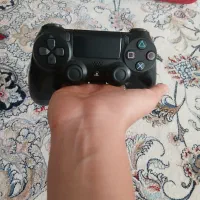 ps 4 دو دسته سالم ۵۰۰ گیگابایت