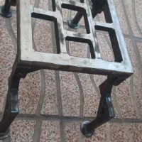 چهارپایه اهنی