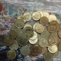 سکه ۲۵۰ ریالی فیضه ۱۰ رول ومقداری بصورت باز|کلکسیون سکه، تمبر، اسکناس|تهران, امیریه|دیوار