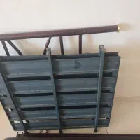 تخت فلزی تک نفره