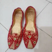 لباس وکفش