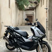 agv x تک برگ در حد خشک