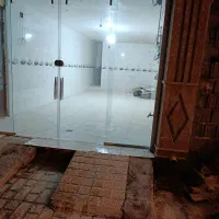 فروش یک باب مغازه تمام سرامیک دارای انشعابات مستقل