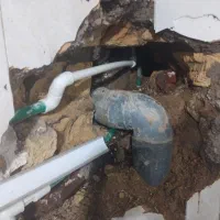 لوله کشی آب وفاضلاب.خورده کاری.نشتی.شیرآلات.پمپ آب