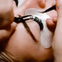 اجاره تخت مژه و میکرو با قیمت استثنایی