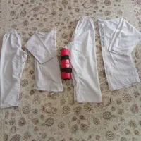 دو دست لباس کاراته به همراه ساق
