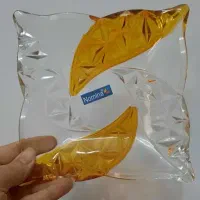 بشقاب چینی