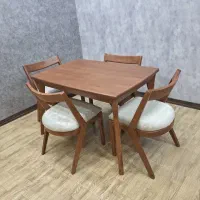 میز غذا خوری چهار نفره چوب راش دارای رنگ بندی