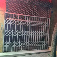۲۴ متر مغازه با سرویس در لوکیشن پونک بی نقص