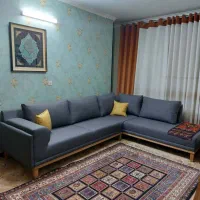 مبل راحتی در حد نو