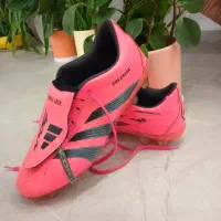 کفش فوتبال.predator.دست دوم تمیز سایز۴۲