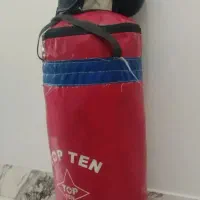 کیسه بوکس با دستکش