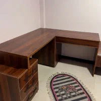 تخت، تشک، میز آرایش
