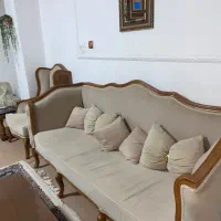 مبل کویین ۷ نفره با عسلی