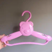 چون لباسی بچه گانه فانتزی