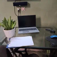 میز و صندلی
