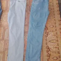 تعدادی شلوار لی زنانه و مردانه