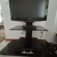 تلویزیون سامسونگ اصل با میز