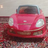 ماشین  اسباب بازی برقی باتری ندارد