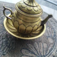 سینی پذیرایی و آبچکان و قوری برنجی و اسفند دو دکن