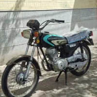 موتور مدل ۸۳ پلاک قدیم سالم تمیز