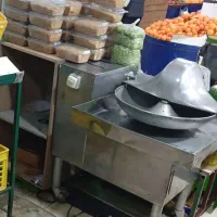 سبزی خرد کنی به همراه چاقو تیز کن
