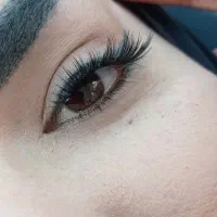 کاشت مژه