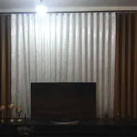 کنار پرده جدید و نو