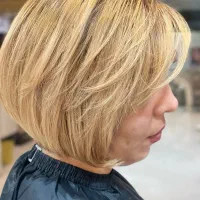 سالن زیبایی تخصصی vip رنگ و لایت کراتین فر کوتاهی