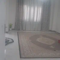 یه‌ واحد۹۰متری‌ ۲خواب‌ پارکینگ‌ بدون‌ مزاحم