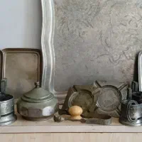 ظروف دکوری ورشو/آینه و شمعدان برنز