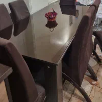 ناهار خوری ۸ نفره چوب اصل در حد نو