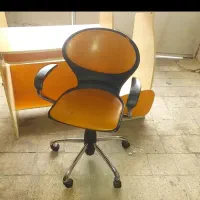 میز و‌صندلی