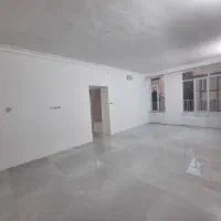 آپارتمان طبقه ۲ امام خمینی ۳۳ سند دار ۷۸ متر