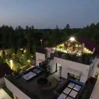 فروش باغ ویلا ۱۴۰۰متری/فول امکانات/شاهکار معماری