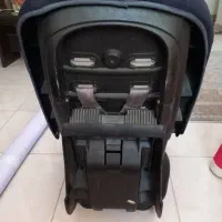 میز شیشه ای تلویزیون و صندلی بچه