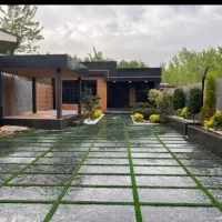 هرغروب اینجا،شبیه تعطیلاتیه که هیچ‌وقت تموم نمیشه