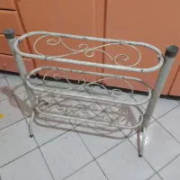 قفسه و جاکفشی و مشبک فلزی و فن هواکش