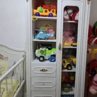 ست سرویس 3تیکه تخت کمد ویترین|تخت و صندلی بچه|تهران, تختی|دیوار