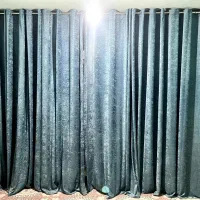 پرده همراه با میل پرده